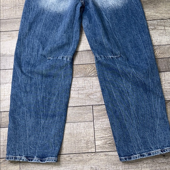 SO Women's Blue Mid-Rise Barrel Jeans - Picture 6 of 11